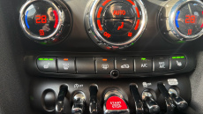 MINI Hatchback 1.5 Cooper Classic 3dr Auto Petrol Hatchback